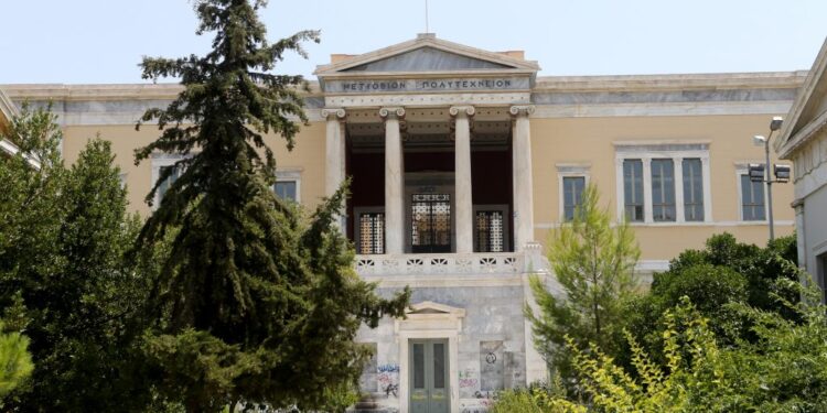 Οκτώ ελληνικά πανεπιστήμια στη συνολική παγκόσμια κατάταξη της Quacquarelli Symonds