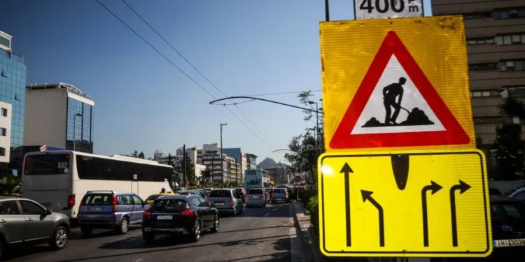 Ξεκινούν οι εργασίες ασφαλτόστρωσης στη Λ. Κηφισού από την Περιφέρεια Αττικής
