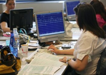 Φορολογικές δηλώσεις: Δεν αποκλείεται νέα παράταση λόγω καθυστερήσεων – Δεν πήγαν ακόμα στο «ραντεβού» 2,5 εκατ. φορολογούμενοι