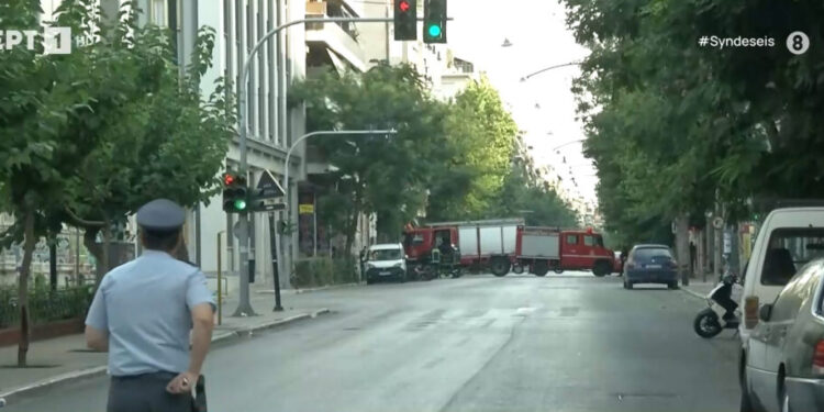 Έκρηξη αυτοσχέδιου μηχανισμού σε κτίριο στην Αχαρνών- Ελεγχόμενη έκρηξη στον δεύτερο αυτοσχέδιο μηχανισμό – Κλειστοί οι γύρω δρομοι