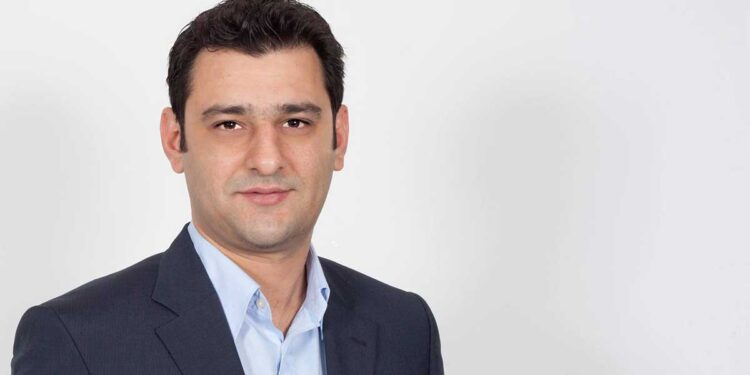 Ο Τάσος Μαρίνος Αντιδήμαρχος Τουρισμού Ζακύνθου, στον Επικοινωνία 94fm