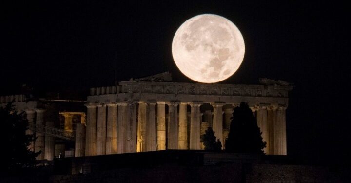 Πανσέληνος Αυγούστου: Ελεύθερη είσοδος απόψε σε αρχαιολογικούς χώρους και μουσεία