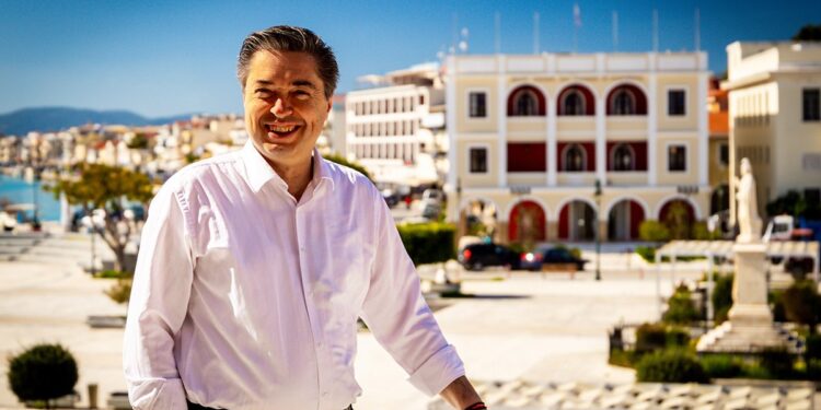Ο Γιώργος Κωτσός βουλευτής Ν.Δ στον Επικοινωνία 94fm