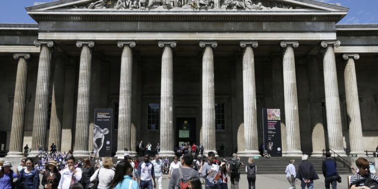 Το Βρετανικό Μουσείο ζητά τη βοήθεια του κοινού για να βρεθούν χιλιάδες κλεμμένες αρχαιότητες