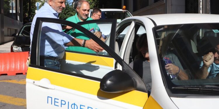 Περιφέρεια Αττικής: Κλιμάκιο εποπτών υγείας στις πληγείσες περιοχές της Θεσσαλίας