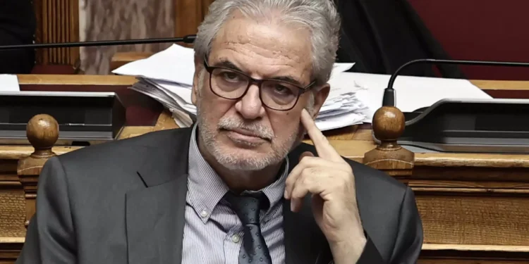 Νέος υπ. Ναυτιλίας ο Χρήστος Στυλιανίδης – Παραιτήθηκε ο Μ. Βαρβιτσιώτης