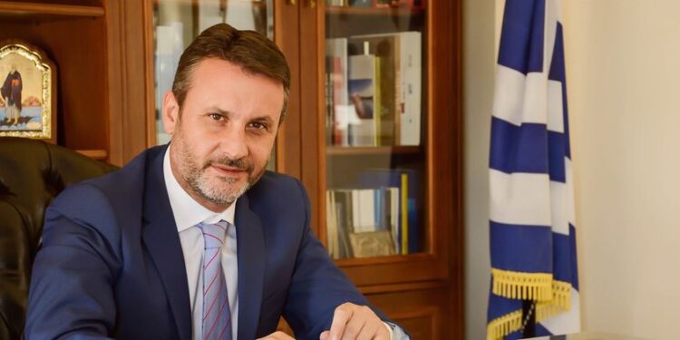 Ο Δημοσθένης Παπακωνσταντίνου υπ. Δήμαρχος Πεντέλης, στον Επικοινωνία 94fm