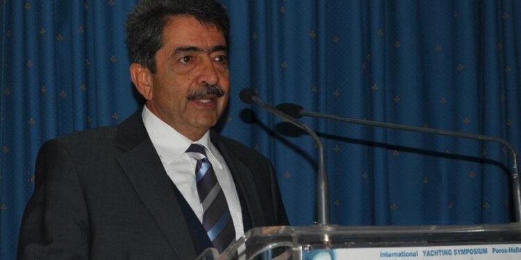 O Παναγιώτης Χατζηπέρος υπ. Περιφερειακός Σύμβουλος Πειραιά στον Επικοινωνία 94fm