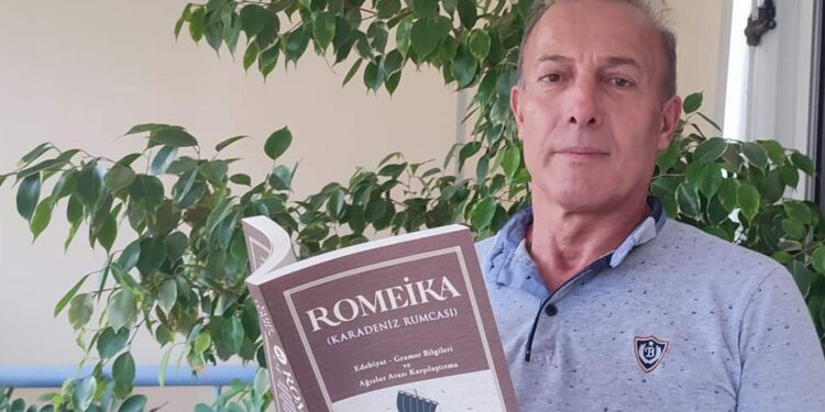 5.000 άγνωστες ποντιακές λέξεις – Το λεξικό του ερευνητή Βαχίτ Τουρσούν