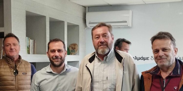 Συνάντηση του δημάρχου Βριλησσίων Κ. Βαφειάδη με τον ΔΕΔΔΗΕ για τις εργασίες κλαδεμάτων