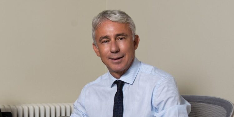 Δημήτρης Οικονόμου: «Μυθεύματα αυτά που λέει η κ. Σιώτου..!»