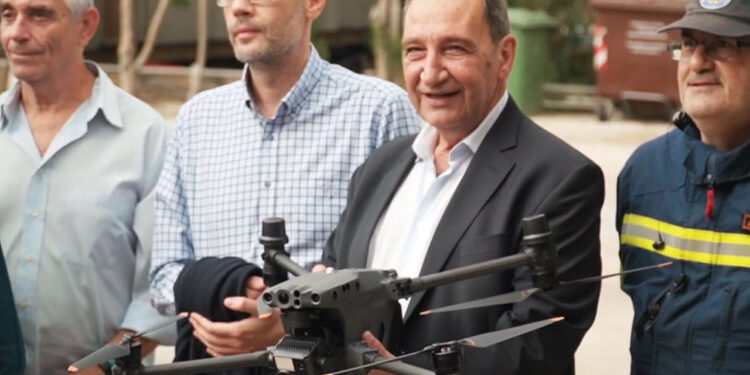 Δήμος Βύρωνα: Παρέλαβε δύο drones για την εναέρια επιτήρηση του Υμηττού