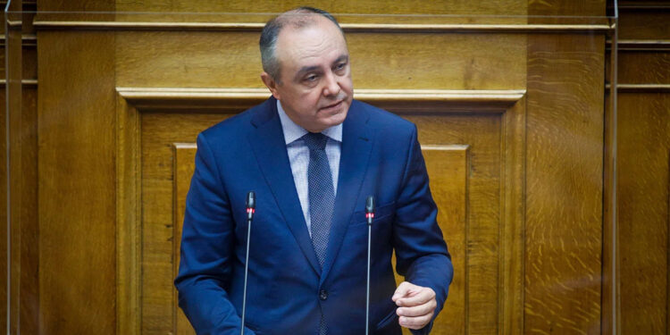 Ο Θεόδωρος Καράογλου βουλευτής Ν.Δ στον Επικοινωνία 94fm