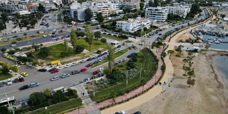 Διαμάντι στην Αττική Ριβιέρα το παραλιακό μέτωπο της Γλυφάδας
