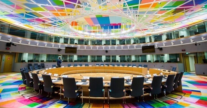 Eurogroup: Το προσχέδιο προϋπολογισμού της Ελλάδας εναρμονίζεται με τις δημοσιονομικές συστάσεις