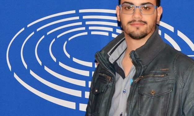 O Ανδρόνικος Κουτρουμπέλης στον 94fm για τον κίνδυνο των face news και τους τρόπους προστασίας