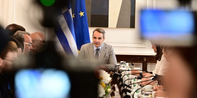 Κ. Μητσοτάκης στο υπουργικό Συμβούλιο: Σημαντικό βήμα για την ισοτιμία όλων των πολιτών το ν/σ για τα ομόφυλα