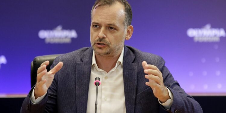 Δούκας κατά Κυρίζογλου: «Χρησιμοποιεί την ΚΕΔΕ για τις εκλογές. Ας τον μαζέψουν»