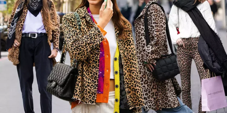 Leopard: Πως φοράς το πιο διαχρονικό animal print μέσα στον χειμώνα
