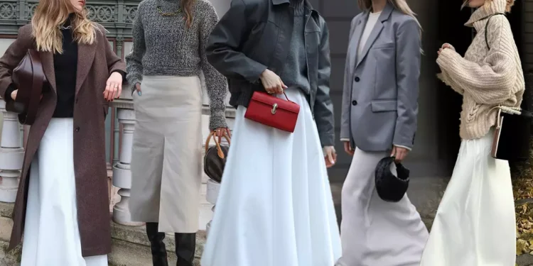 Λευκή φούστα: Το micro trend που έχει τρελάνει τις stylers μέσα στον χειμώνα
