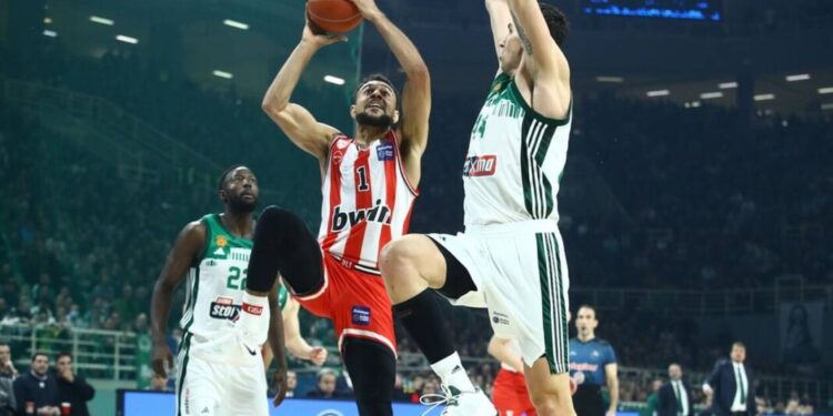 Basket League: Ο Παναθηναϊκός κέρδισε με 85-80 τον Ολυμπιακό στο ΟΑΚΑ