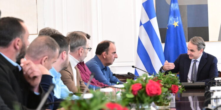 Κ. Μητσοτάκης σε αγρότες: Είμαστε εδώ για να βρούμε λύσεις – Μπορούμε να συναντηθούμε σε έναν κοινό τόπο