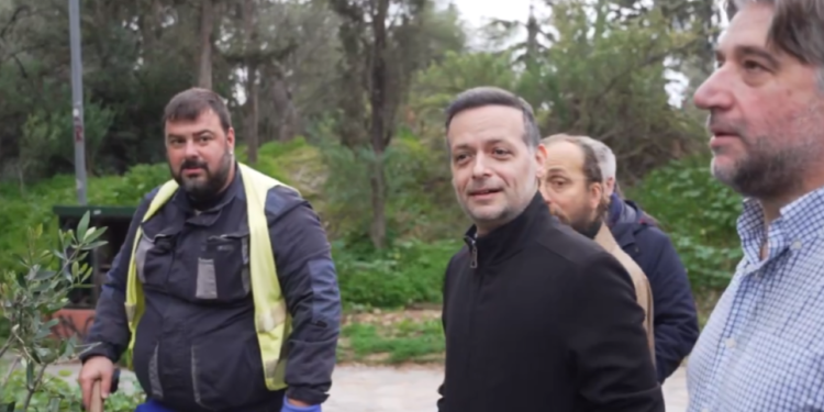 Για δενδροφύτευση στο Λόφο του Στρέφη ο Δήμαρχος Αθηναίων
