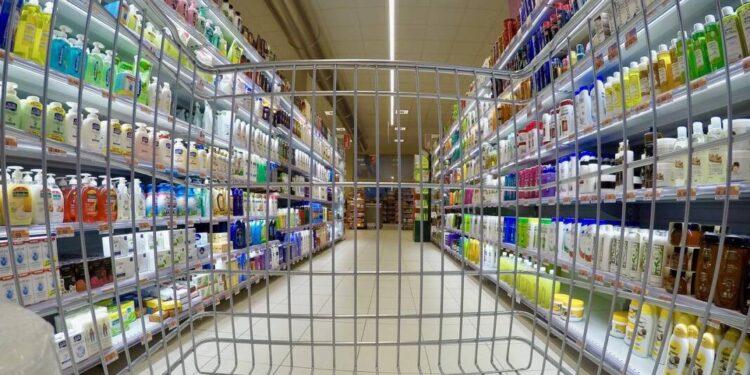 Έρχεται νέο κύμα ανατιμήσεων στα ράφια των σούπερ μάρκετ