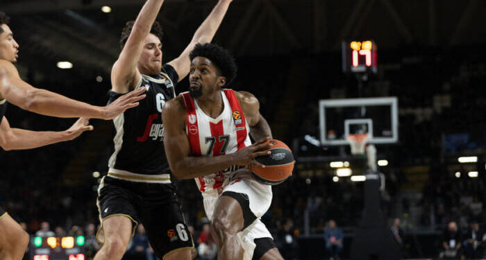 Euroleague: Ο Ολυμπιακός κέρδισε με 74-69 τη Βίρτους Μπολόνια