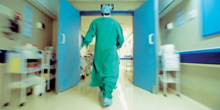 Σήμερα τα πρώτα απογευματινά χειρουργεία