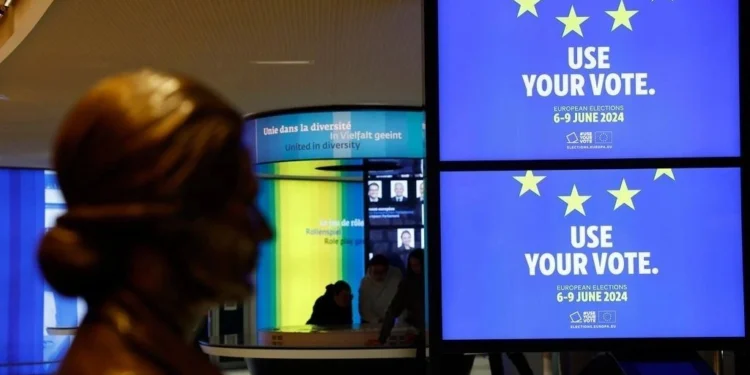 Ευρωβαρόμετρο: «Πονοκέφαλος» για έναν στους δύο Έλληνες το οικονομικό και η δημόσια υγεία