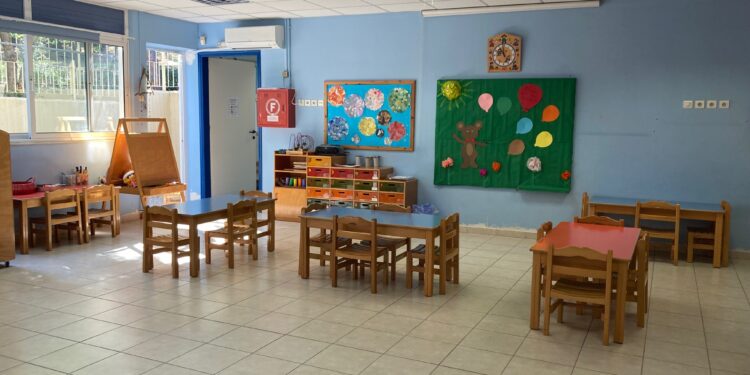 Δήμος Καισαριανής: Καταργούνται τα τροφεία στους βρεφονηπιακούς σταθμούς, αυξάνονται τα τέλη σε επιχειρήσεις και airbnb
