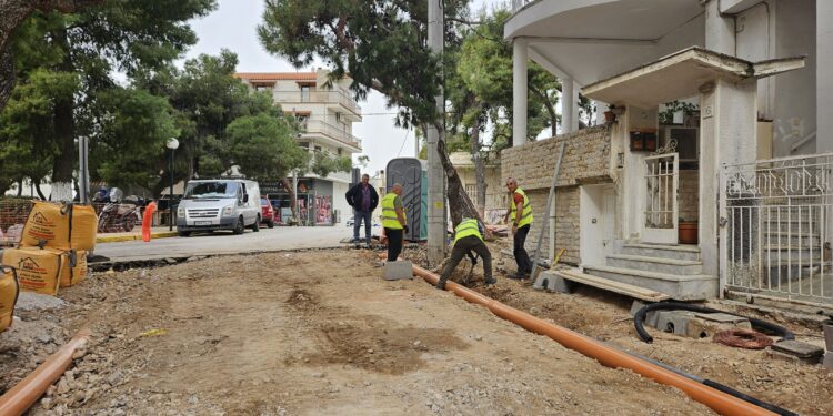 Aντιπλημμυρική θωράκιση μαζί με τα έργα ανάπλασης στην Αγία Τριάδα