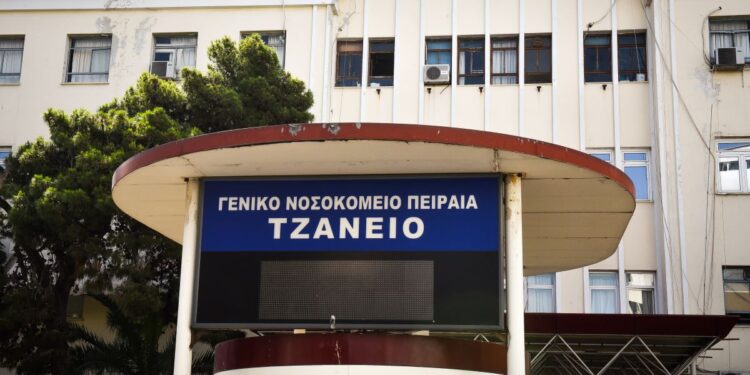 Νίκαια: Δημοτικός σύμβουλος γρονθοκόπησε αντιδήμαρχο