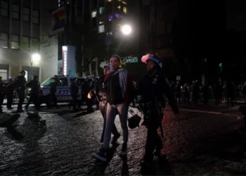 ΗΠΑ: Χάος και εκατοντάδες συλλήψεις μετά από εκκενώσεις καταλήψεων πανεπιστημίων υπέρ της Παλαιστίνης