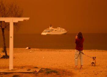 Έρχεται υποτροπικός αεροχείμαρρος με ζέστη και αφρικανική σκόνη