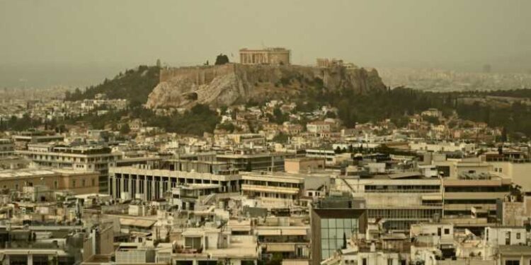 Αφρικανική σκόνη: Συστάσεις του υπουργείου Υγείας για την προστασία των πολιτών