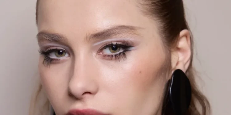 Mακριές βλεφαρίδες: Αυτές οι mascara χαρίζουν διαπεραστικό βλέμμα και κοστίζουν κάτω από 20€