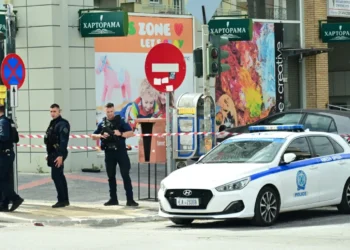 Μενίδι: Στον εισαγγελέα ο 50χρονος για τη δολοφονία της εν διαστάσει συζύγου του
