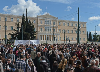 Απεργία σήμερα στο Δημόσιο – Συλλαλητήριο στις 11:00 στο Σύνταγμα