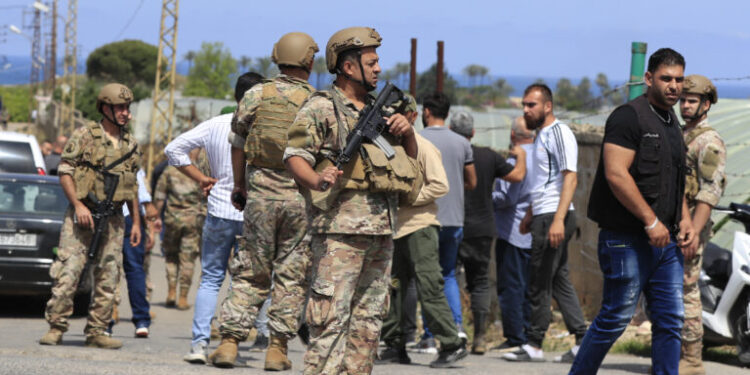 Συρία: Τουλάχιστον δεκαέξι νεκροί σε αεροπορική επιδρομή του Ισραήλ