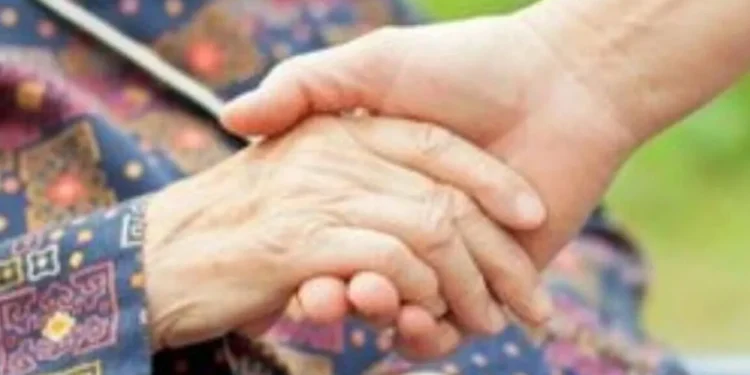 Εξέταση αίματος προβλέπει τη νόσο Πάρκινσον επτά χρόνια πριν τα συμπτώματα – Με τη βοήθεια της ΑΙ