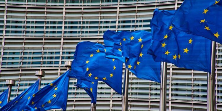 ΕΕ: Ουκρανία και Μολδαβία πληρούν τα κριτήρια για τις ενταξιακές διαπραγματεύσεις