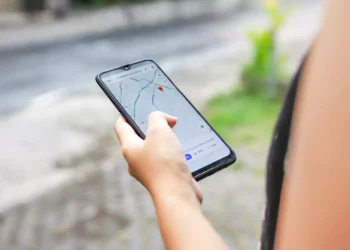 Αυτές είναι οι άγνωστες λειτουργίες των Google Maps – Τα μυστικά για να τις ενεργοποιήσεις