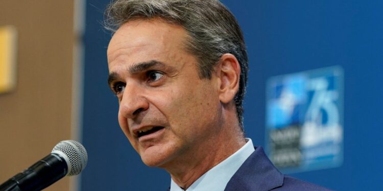 Μητσοτάκης σε Β. Μακεδονία: Οι συμφωνίες πρέπει να τηρούνται