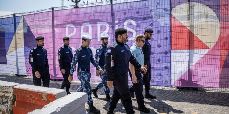 Σύλληψη Ρώσου στο Παρίσι – Κατηγορείται ότι σχεδίαζε «αποσταθεροποίηση» των Ολυμπιακών Αγώνων