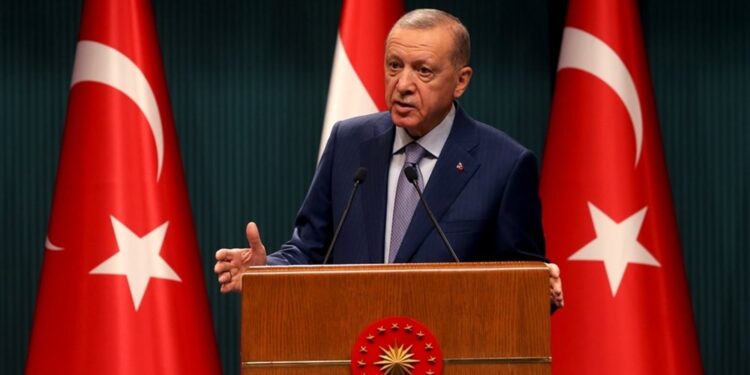 Bloomberg: Η Τουρκία υπέβαλε αίτημα ένταξης στους BRICS