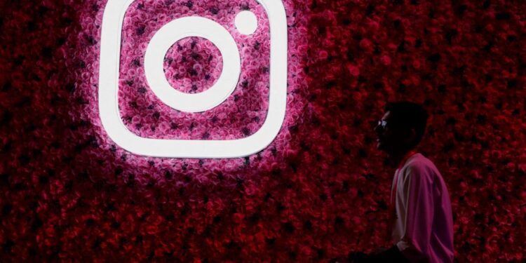Instagram: Ειδικοί λογαριασμοί για ανηλίκους εν μέσω πιέσεων για το ακατάλληλο περιεχόμενο
