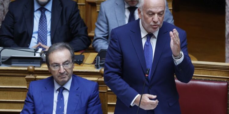 Κόντρα Φλωρίδη – Ηλιόπουλου στη Βουλή