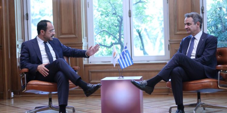 Μητσοτάκης-Χριστοδουλίδης: Πυλώνες σταθερότητας και ασφάλειας Ελλάδα και Κύπρος